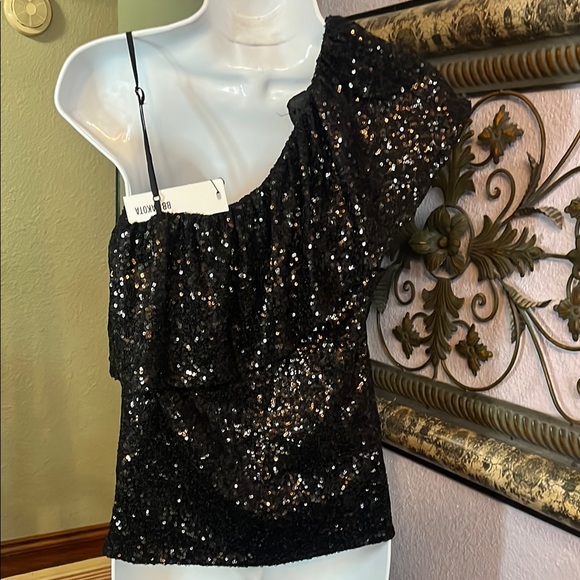 NWT BB Dakota Black Sequin One-Shoulder Top- stretchy Sz XS- gorgeous - Picture 3 of 11